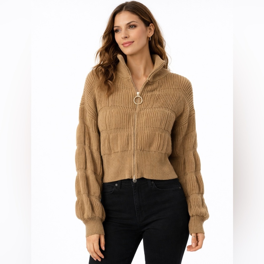 Hera Collection zip-up sweater